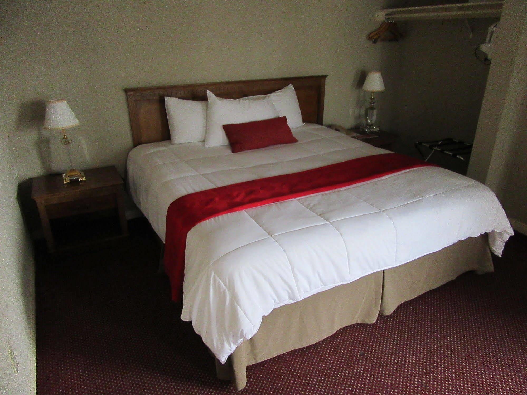 Hotel Ramada By Wyndham Angeles/wilshire Center Los Angeles