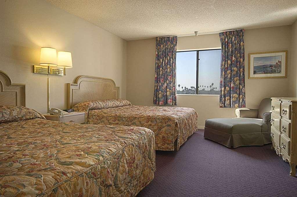 Hotel Ramada By Wyndham Angeles/wilshire Center Los Angeles