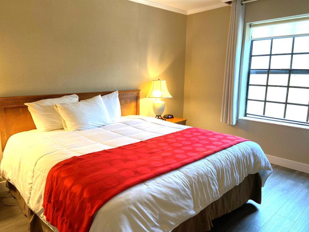 Ramada By Wyndham Angeles/wilshire Center Hotel Los Angeles