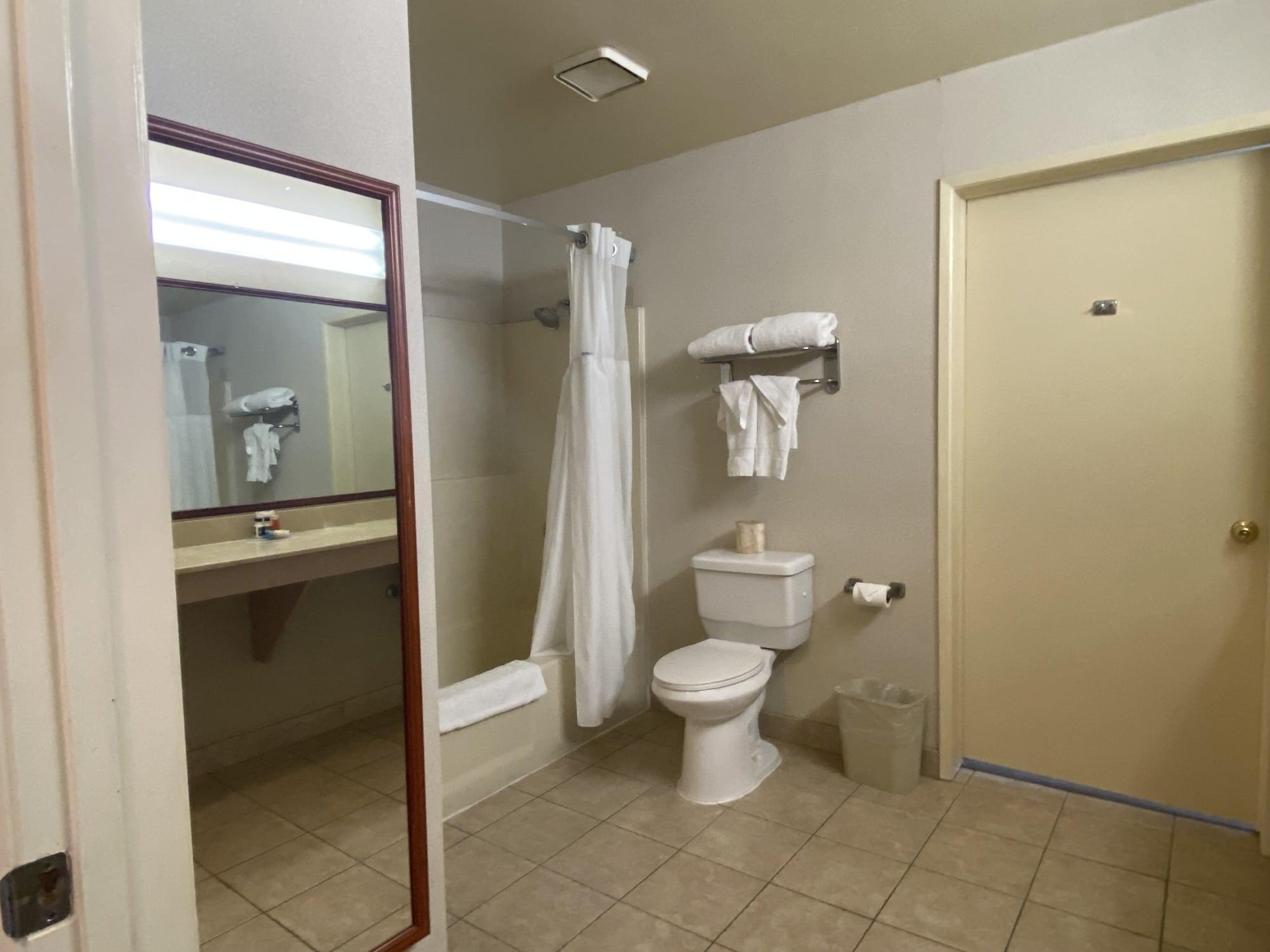 Hotel Ramada By Wyndham Angeles/wilshire Center Los Angeles