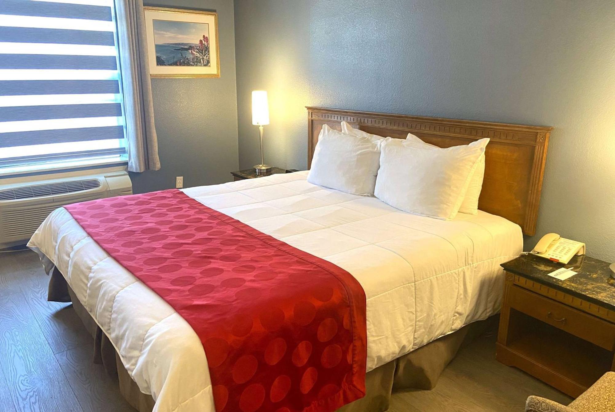 Ramada By Wyndham Angeles/wilshire Center
