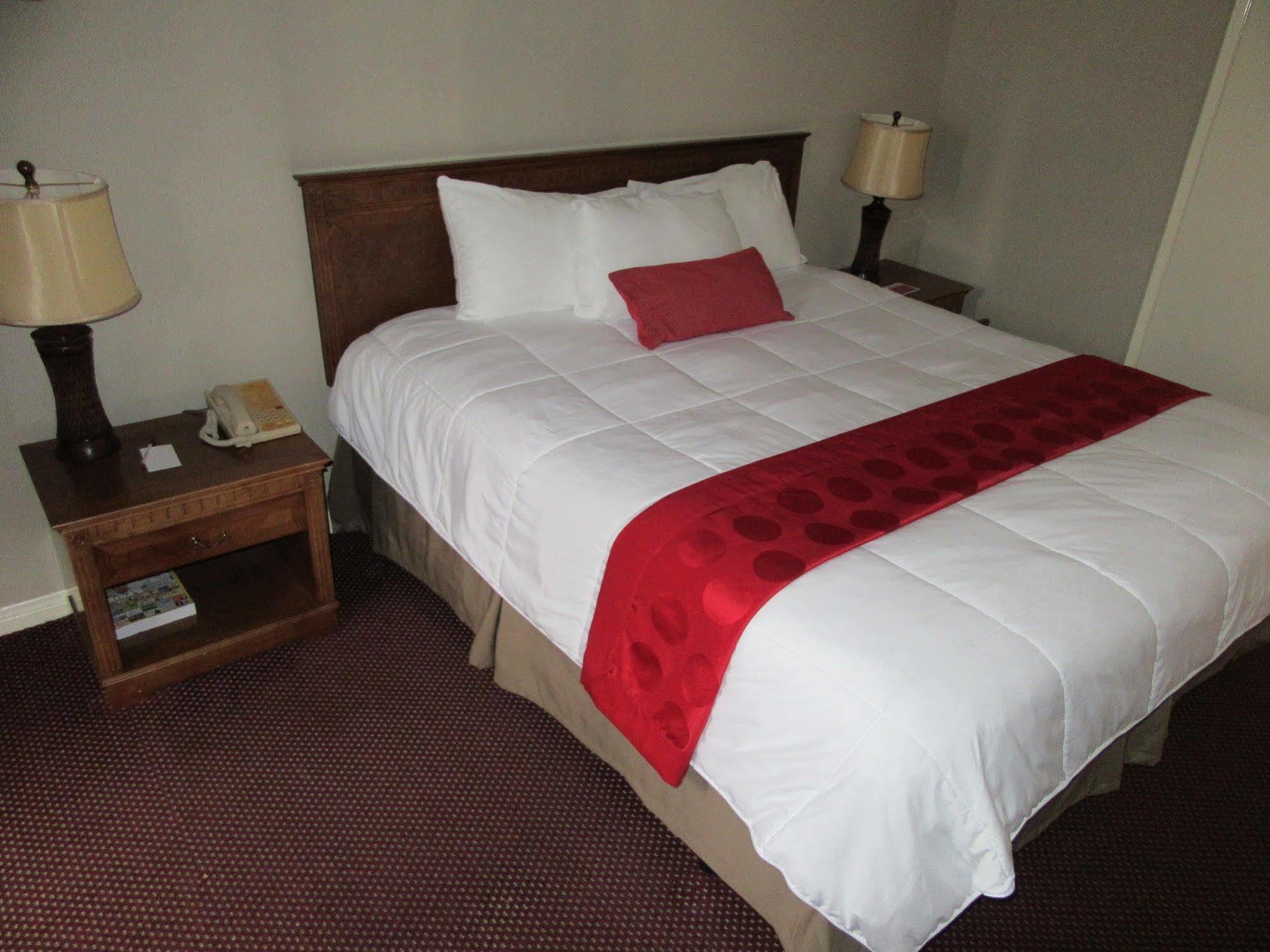 Ramada By Wyndham Angeles/wilshire Center