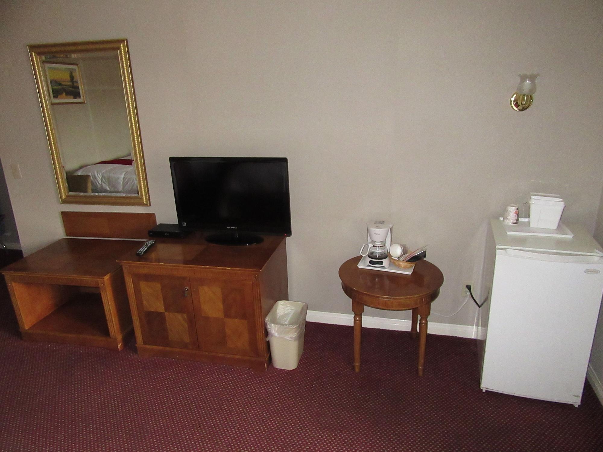 Hotel Ramada By Wyndham Angeles/wilshire Center 3*